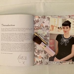Style Me Vintage Makeup Hardcover Book